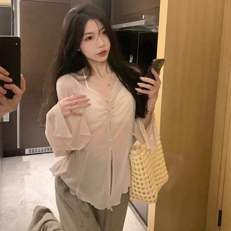 Sheer Flare Sleeve Blouse - Y2 - Shirts 评论和价格